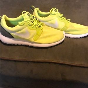 Neon yellow Nike Roshe’s